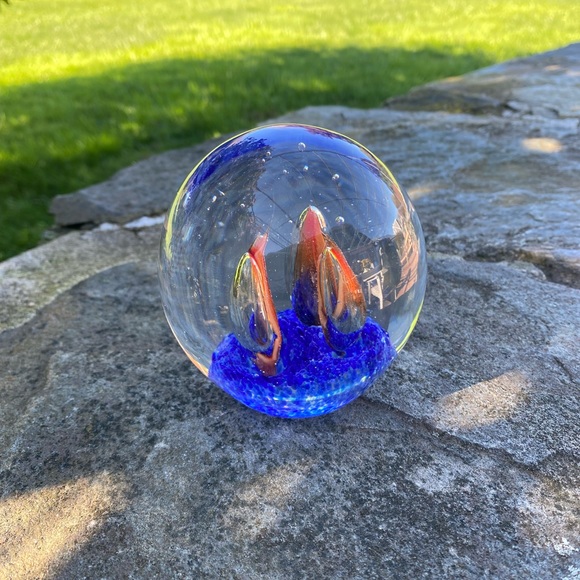 Hand blown glass paperweight with three sailboat sails Suspended in Ocean - Picture 4 of 9